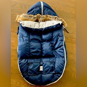 7 A.M. Enfant Le Sac Igloo (car seat and stroller cover)